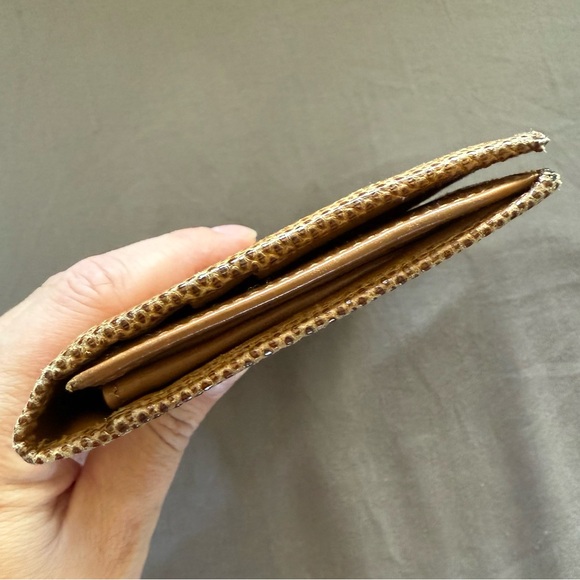 Fair Vintage Gucci Long Bifold Wallet - Picture 2 of 6